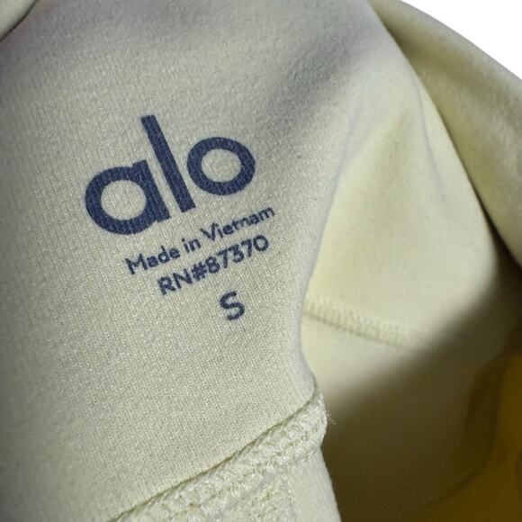 Alo Yoga Airbrush 5” Yellow High Waist Biker Athletic Workout Shorts Small - Picture 7 of 7